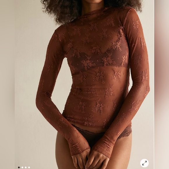Free People Tops - Free People Lady Lux Mauve Lace Top